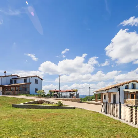 Villa Setona 10 By Vacavilla